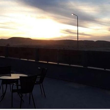צימרים שירת הכוכבים Mitzpe Ramon Ngoại thất bức ảnh